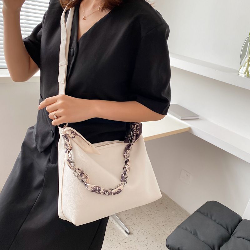 Wholesale Simple Solid Color Silk Scarf Handle One-shoulder Messenger Bag Nihaojewelry