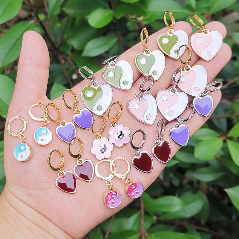 Wholesale Jewelry Heart Flower Tai Chi Oil Dripping Earrings Nihaojewelry