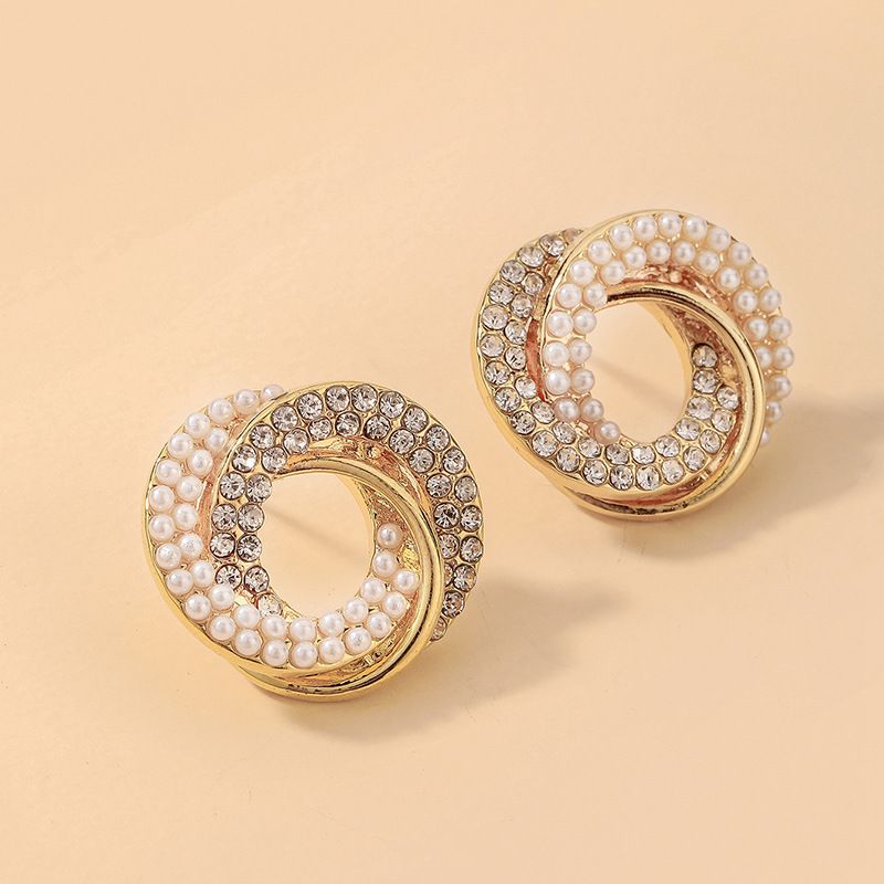 Wholesale Aretes De Perlas De Diamantes De Imitación Con Incrustaciones De Círculo Vórtice Nihaojewelry