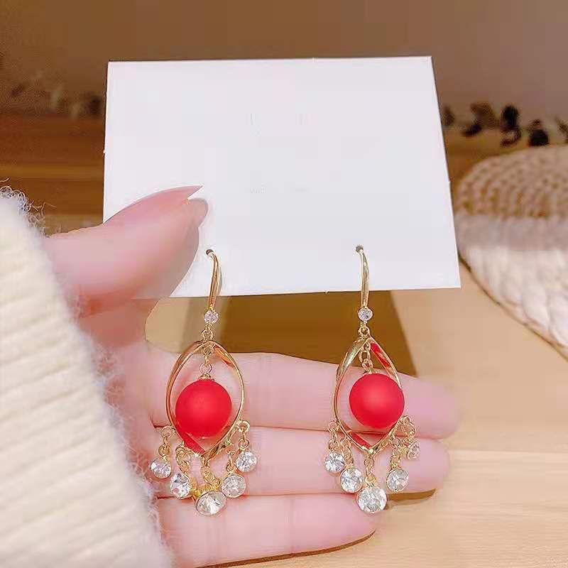 Nihaojewelry Fashion Red Pearl Diamond Spiral Earrings Wholesale Jewelry