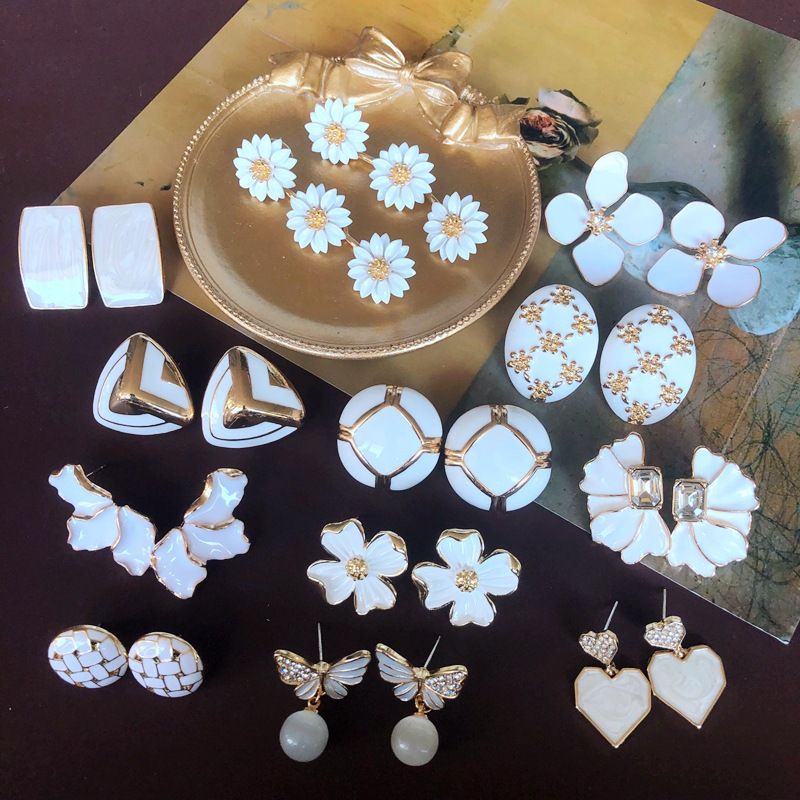 Nihaojewelry Vintage Enamel Butterfly Flower Heart Gem Earrings Wholesale Jewelry