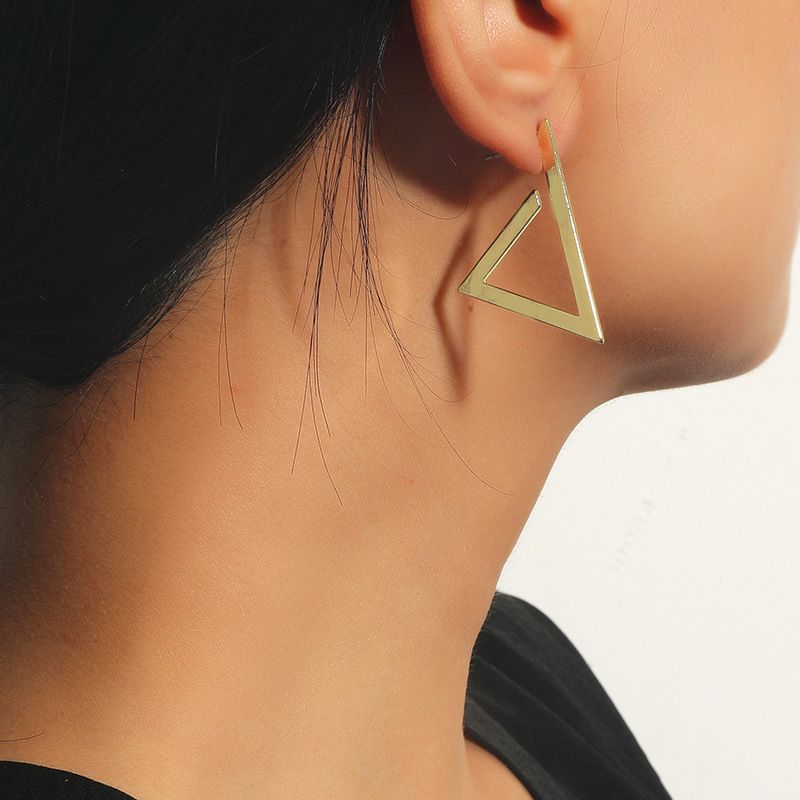 Wholesale Jewelry Simple Metal Alloy Triangle Earrings Nihaojewelry