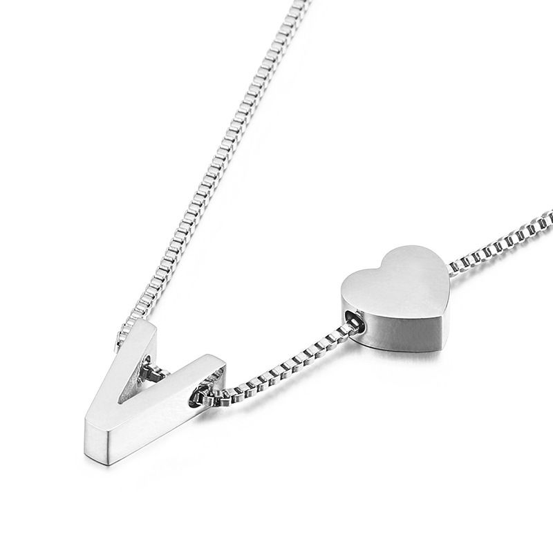 Europe And America Cross Border New Fashion All-match Peach Heart 26 Letters Love Letter Titanium Steel Necklace Supply Wholesale