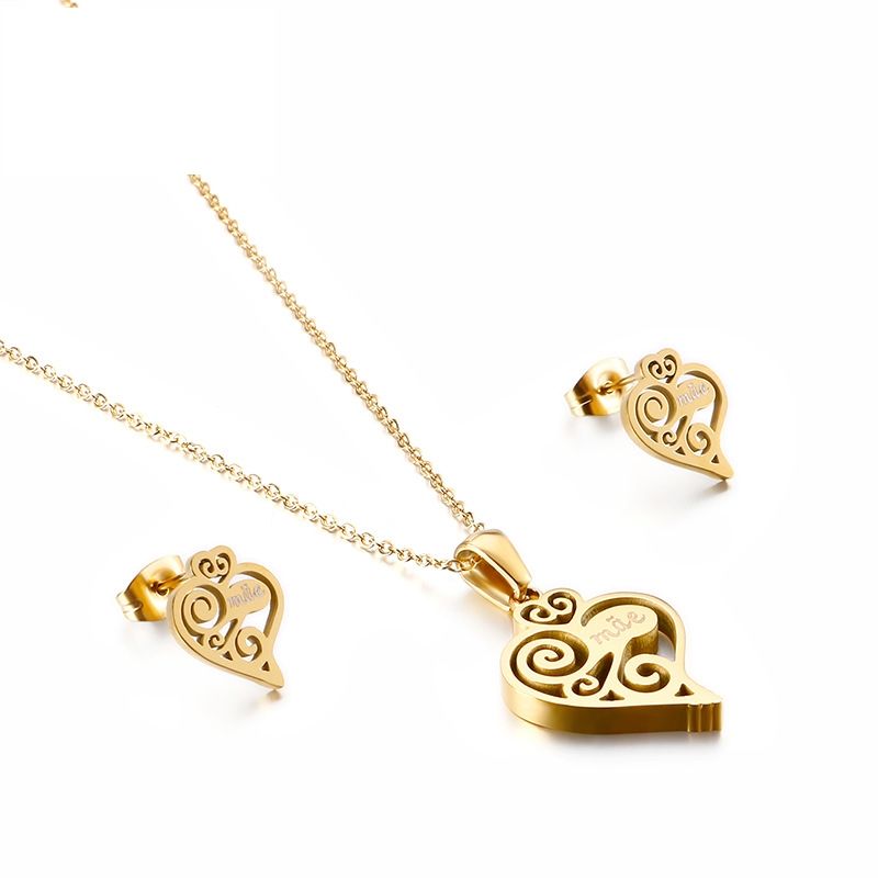 New Korean Fashion Stainless Steel Heart-shaped Hollow Letters Mama Sets Wholesale Nihaojewelry