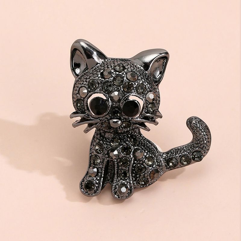 Wholesale Cute Cat Pearl Glass Brooch Nihaojewelry