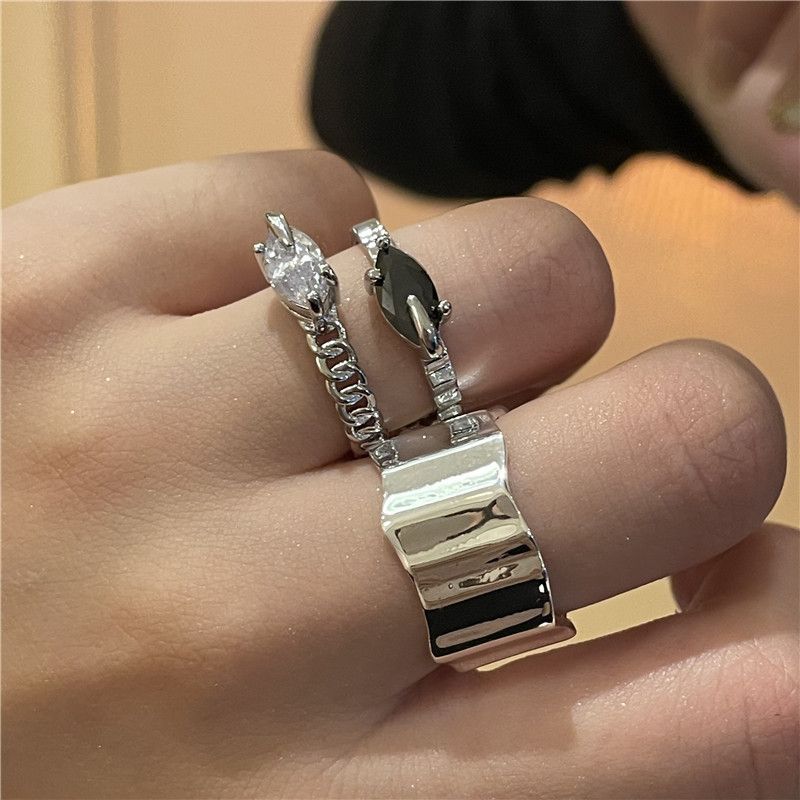 Bague Ouverte Géométrique Double Diamant Blanc Noir En Gros Nihaojewelry