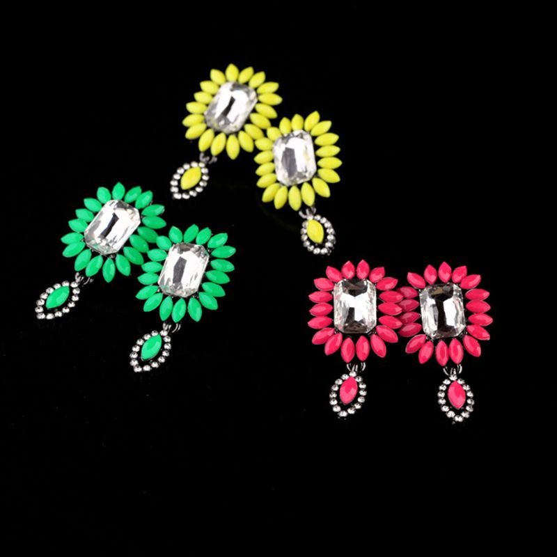 Fashion Korea Creative Fluorescent Flower Inlaid Rhinestone Earrings Wholesale Nihaojewelry