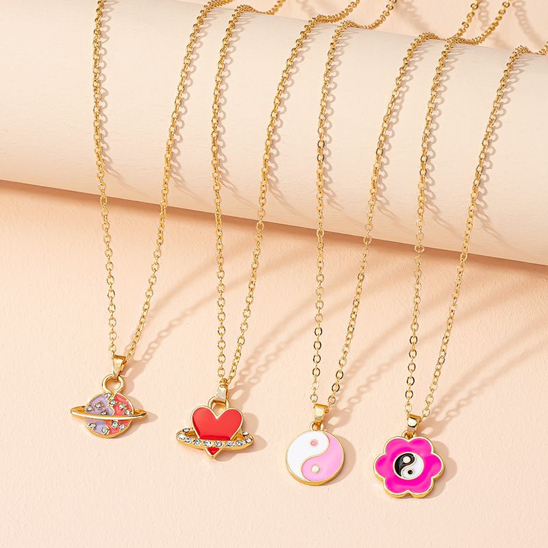 Wholesale Jewelry Retro Planet Flower Heart Pendant Necklace Nihaojewelry