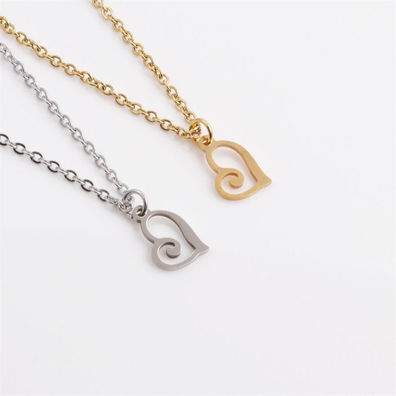Titanium Steel Love Necklace Women's Cross-border European And American Fashion Short Necklace Mini Heart-shaped Pendant Stainless Steel Necklace