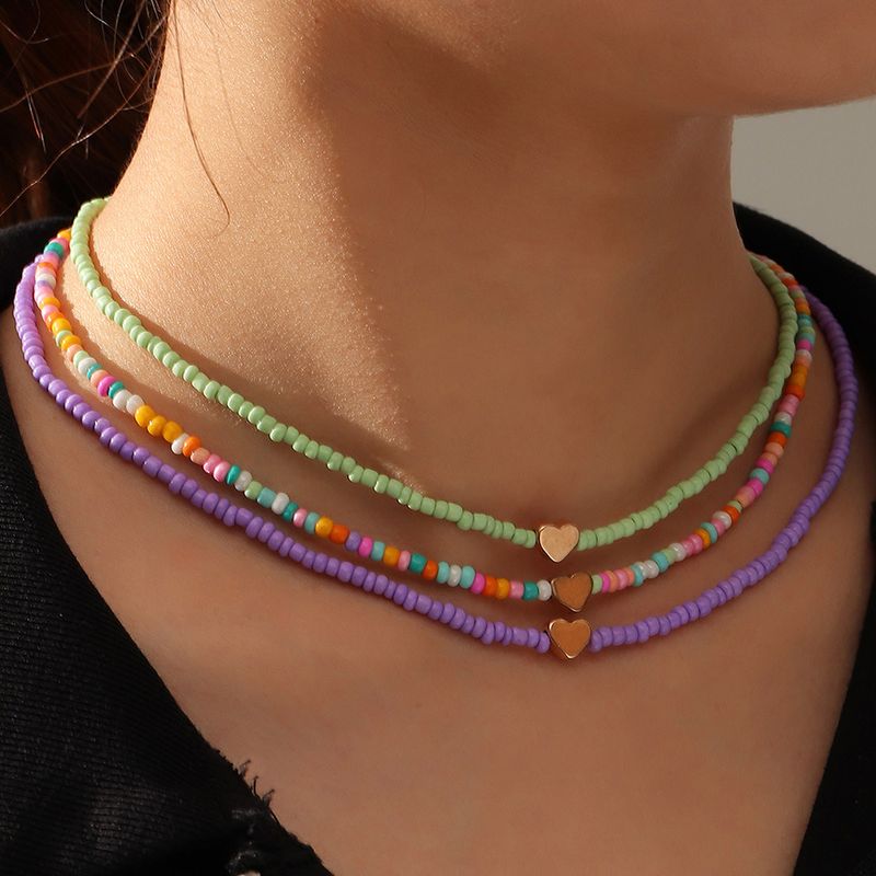 Großhandel Schmuck Bunte Perlen Herz Halskette Set Nihaojewelry