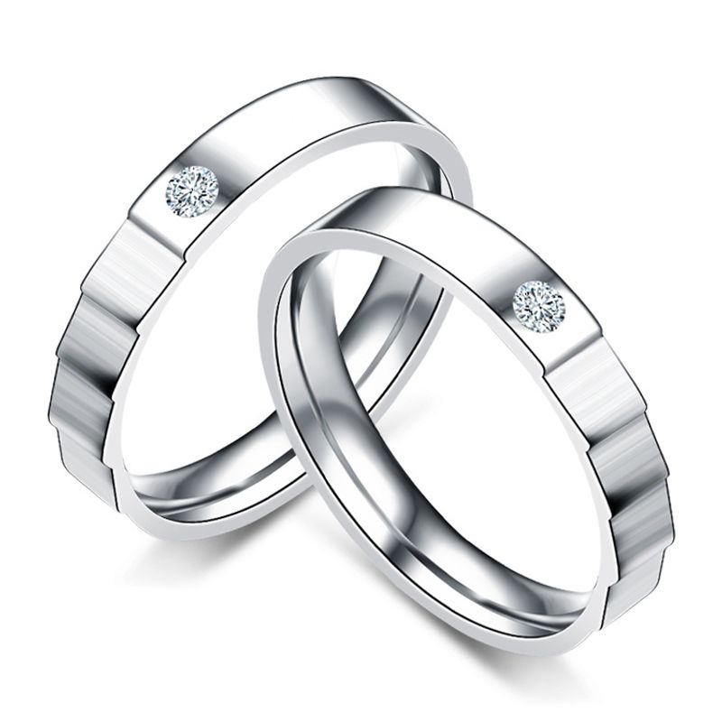 Japonais Et Coréen De Mode Titane Acier Diamant-clouté Anneau Strass Anneau Personnalisé Creative Acier Inoxydable Couple Strass Bague De Femme Européen Et Américain Bijoux En Gros