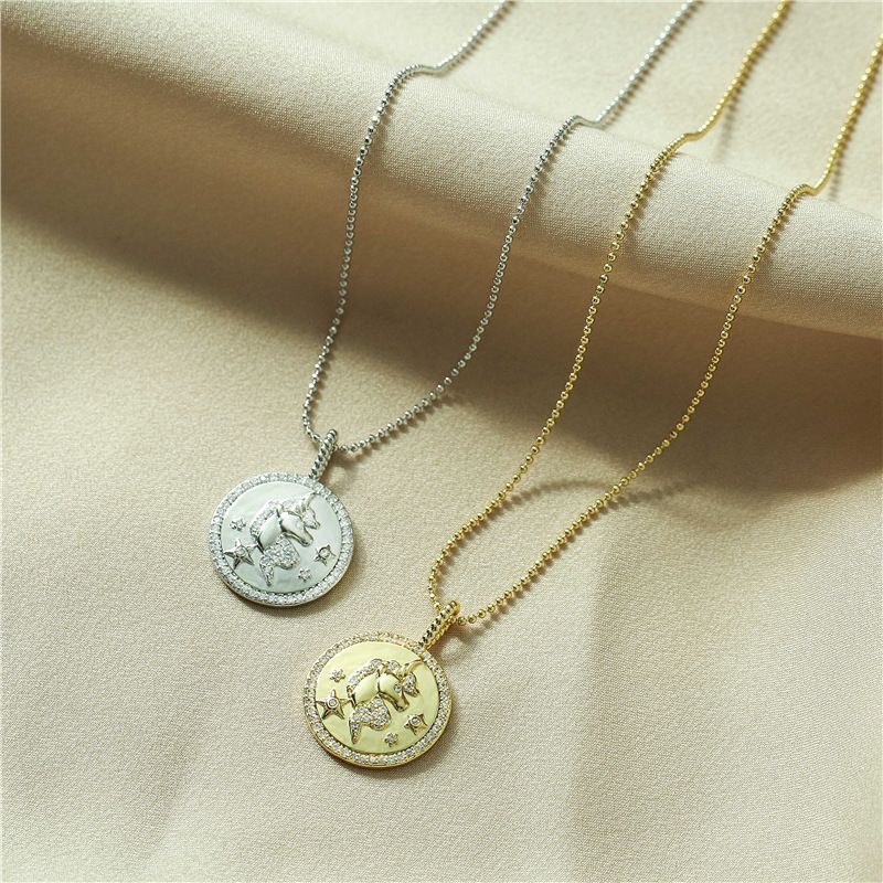 Copper Micro-inlaid Zircon Unicorn Pattern Round Pendant Necklace Wholesale Nihaojewelry