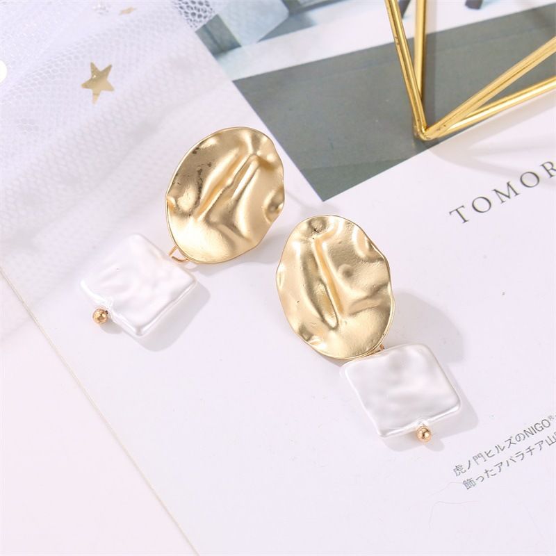 Boucles D&#39;oreilles En Perles Rondes Irrégulières En Métal De Mode Coréenne En Gros Nihaojewelry
