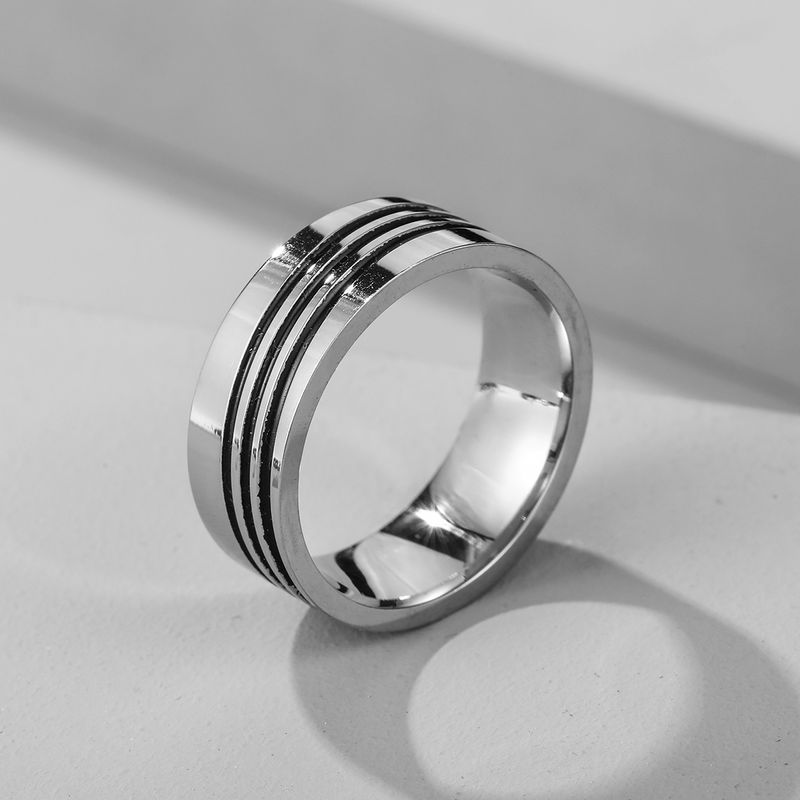 Vintage-ring Aus Titanstahl Mit Streifen Für Herren