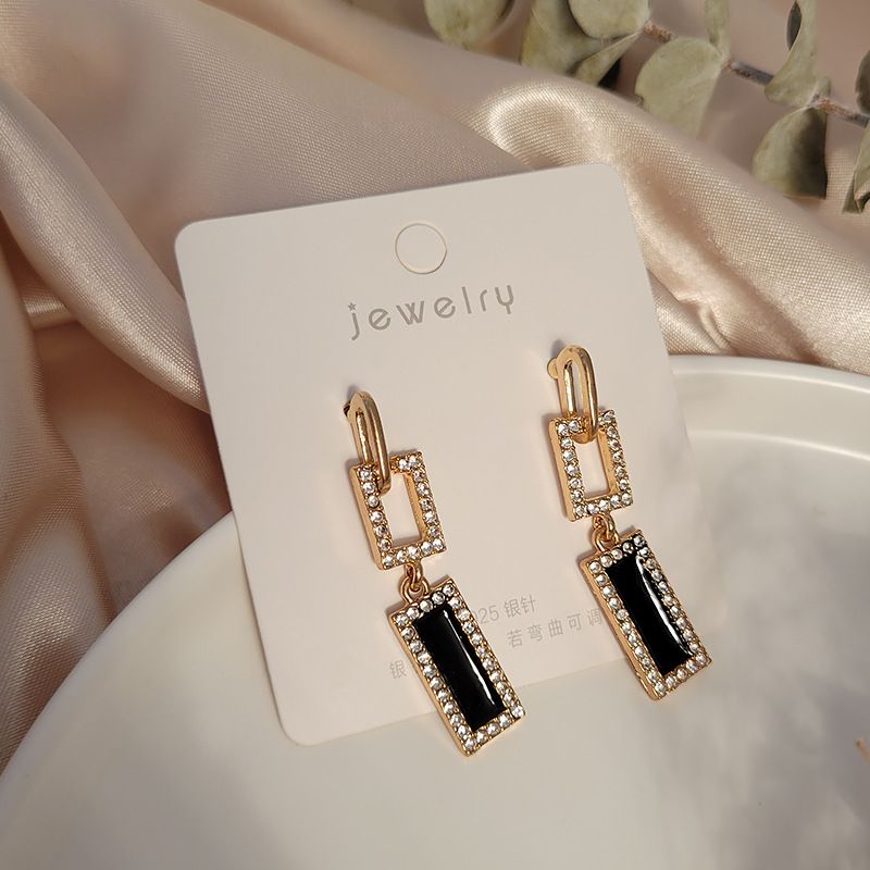 Mode Europäischer Und Amerikanischer Stil Geometrisch Einfache Kalte Wind Ohrringe Diamant Ohrringe Frauen S925 Legierung Lange Ohrringe Frauen Großhandel