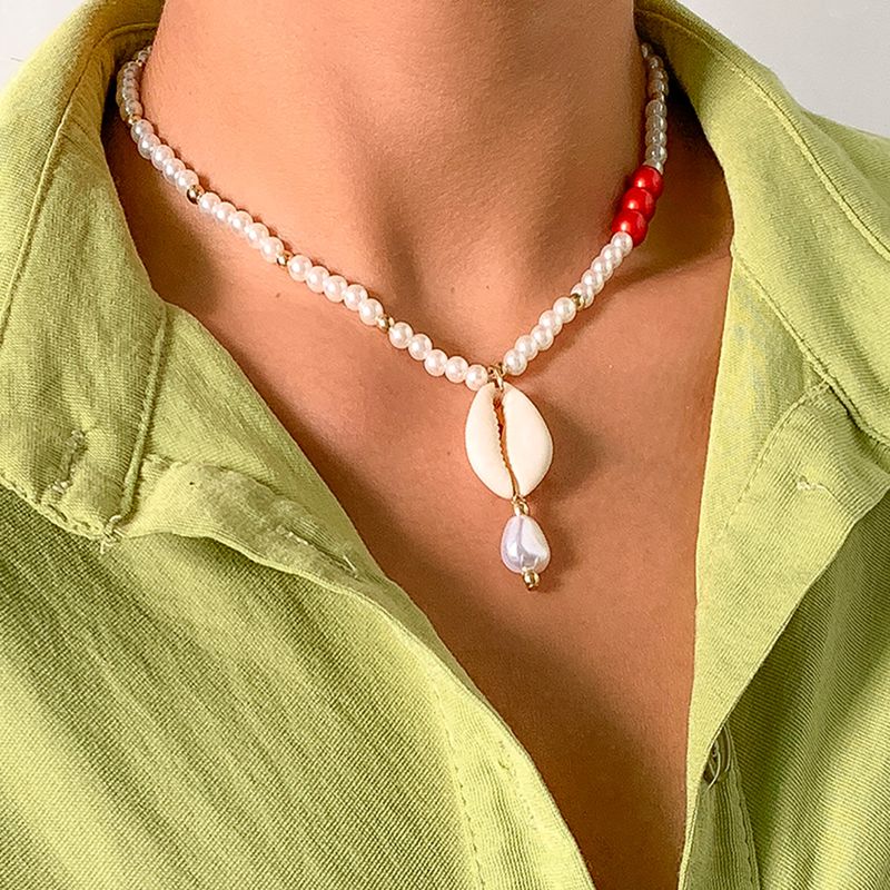 Idyllic Holiday Style Hit Color Rice Bead Shell Woven Necklace Ethnic Stitching Imitation Pearl Clavicle Necklace