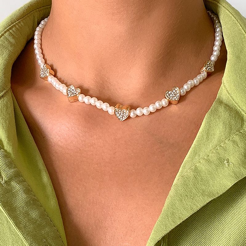 Retro Imitation Pearl Woven Garden Clavicle Chain Simple Love Rhinestone Stitching Necklace