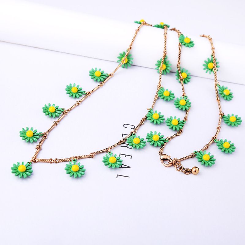 Korean Style Creative Long Sweater Chain Fresh Green Flower Necklace Girlfriends Same Style Gift Necklace Wholesale Fashion
