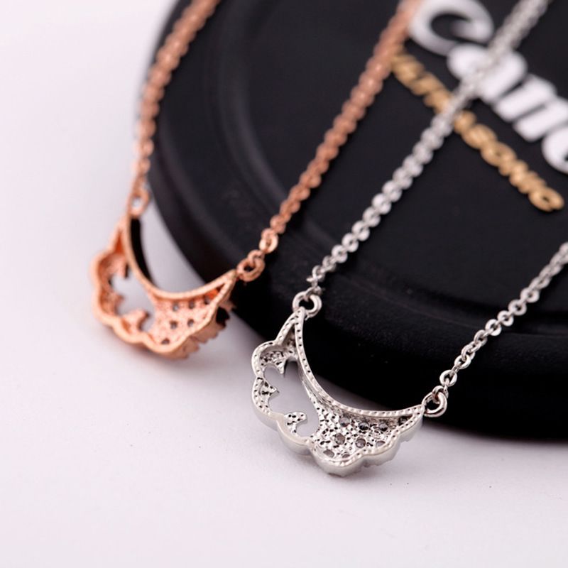Creative Harajuku Style Hollow Necklace Shiny Diamond-encrusted Goddess Temperament Necklace Girlfriends Same Style Gift Sweater Chain Fashion