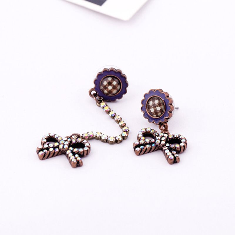 Creative Asymmetric Earrings Beautiful Small Fresh Bow Stud Earrings Personality Tassel Ear Jewelry Trend