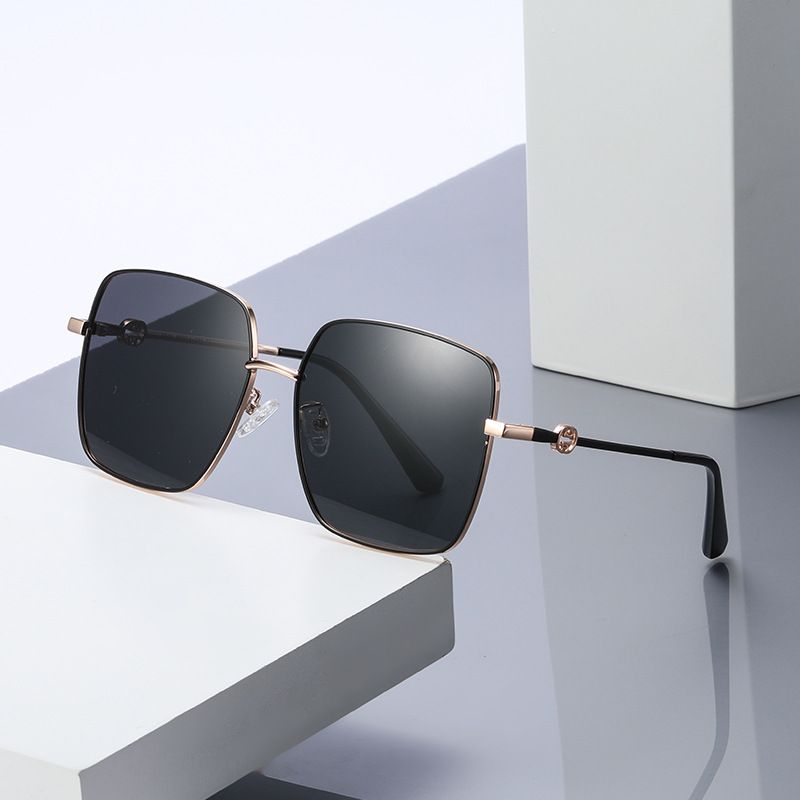 Sunglasses 2021 New Fashion Polarized Sunglasses Ladies Square Sunglasses Sunglasses Wholesale