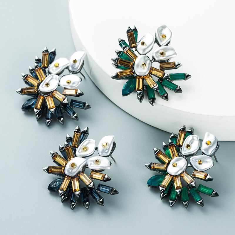 Pendientes De Flor De Perlas Naturales De Color Con Tachuelas De Diamantes De Aleación Personalizados, Joyas De Oreja Retro