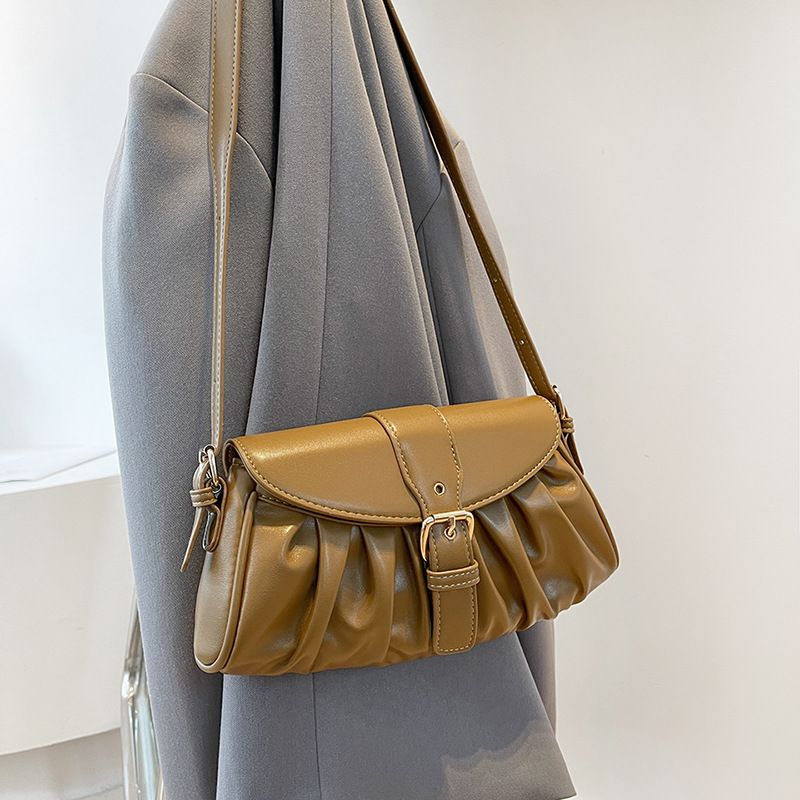 2021 New Autumn Underarm Bag Fashion Fold Cloud Bag Baguette Bag