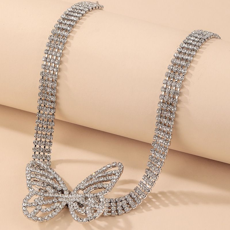 Strass Papillon Chaîne Épaisse Style Coréen Collier Court Bijoux En Gros Nihaojewelry