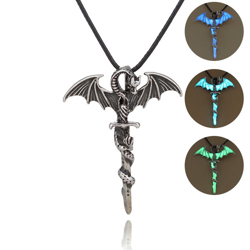 Halloween Pterodáctilo Espada Collar De Cordón De Cuero Luminoso Joyería Al Por Mayor Nihaojewelry