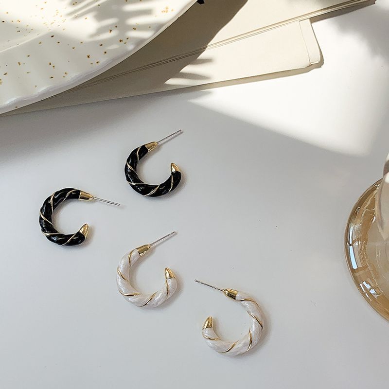 Simple C-shape Twist Hoop Earrings Wholesale Nihaojewelry