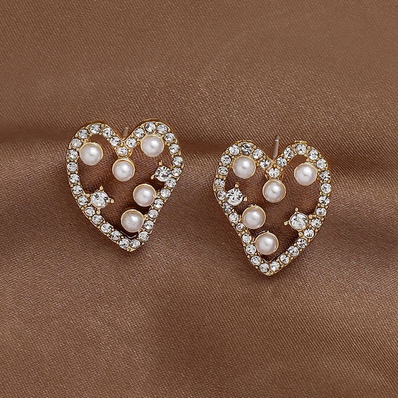 Fashion Heart-shape Rhinestone Pearl Alloy Earrings Wholesale