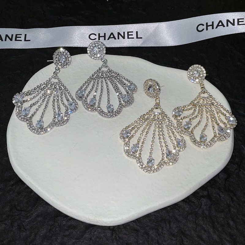 Luxury Full Diamond Fan-shaped Tassel Goddess Fashion Earrings