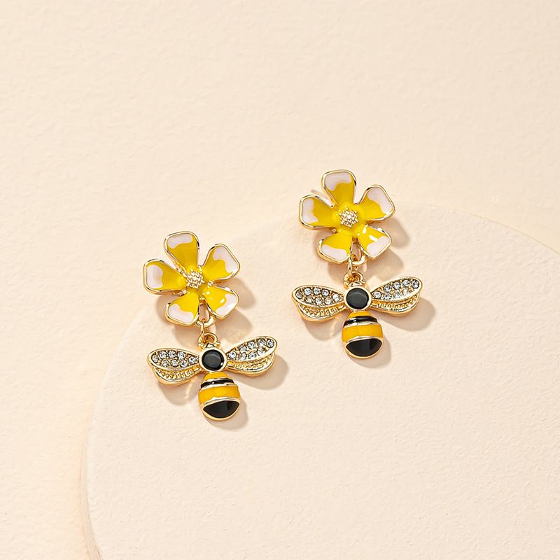 New Year's Ear Jewelry Bee Flower Earrings Diamond Drop Oil Earrings Female