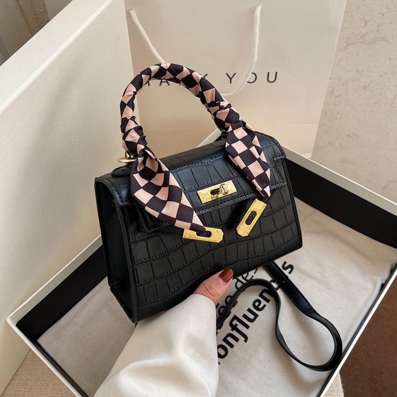 Fashion Geometric Small Bag New Fashion Casual Silk Scarf Handbag Shoulder Messenger Small Square Bag