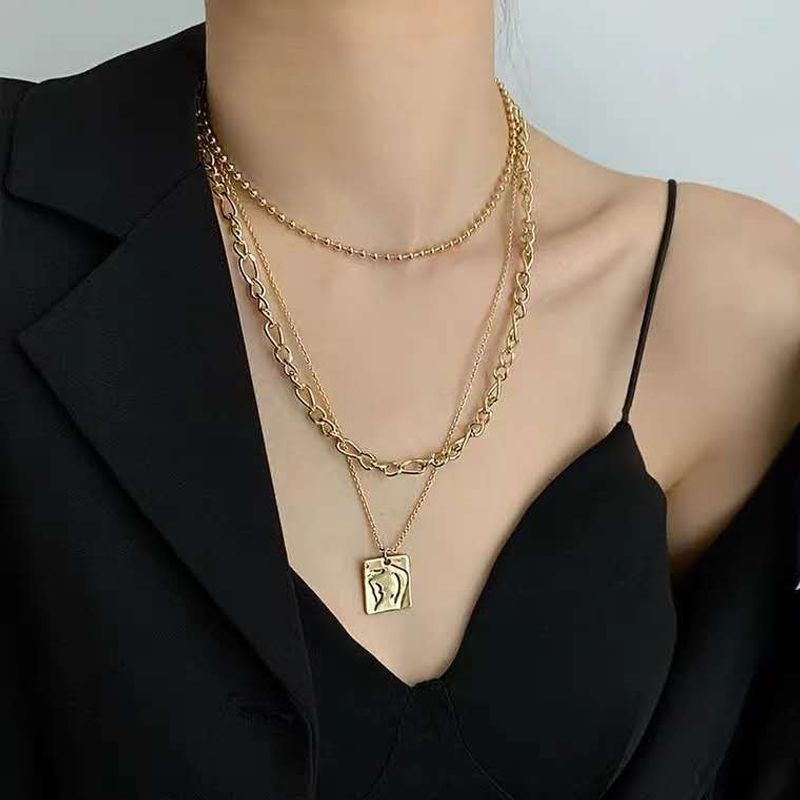 Collier En Acier Au Titane Avec Pendentif Carré À Trois Couches À La Mode Européenne Et Américaine