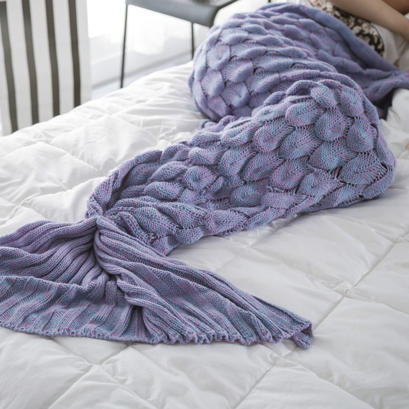 Fashion Solid Color Mermaid Acrylic Blanket