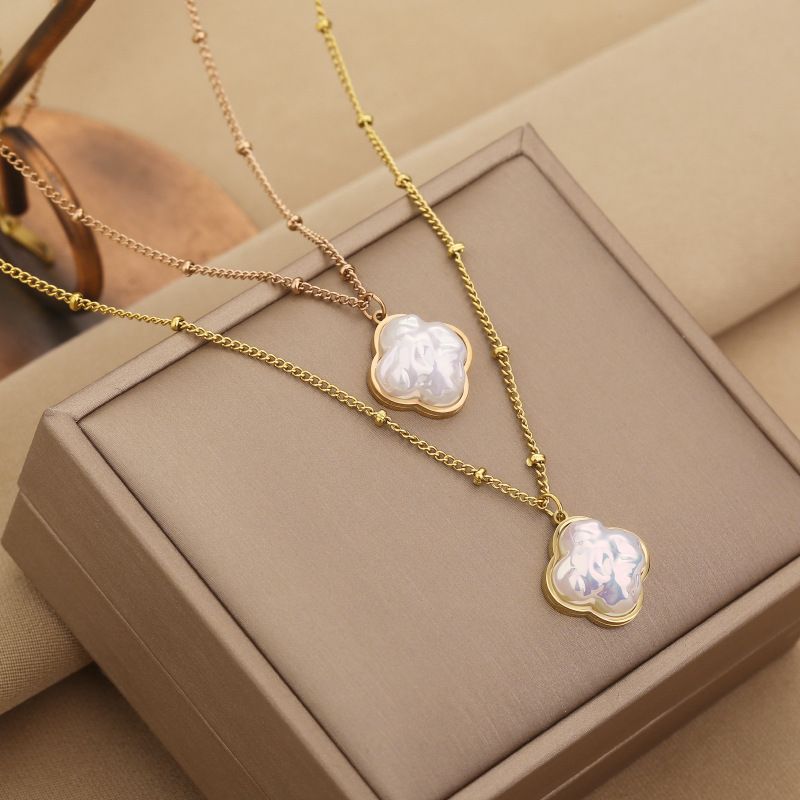 Mode Vierblättriges Kleeblatt Titan Stahl Überzug Künstliche Perlen Halskette
