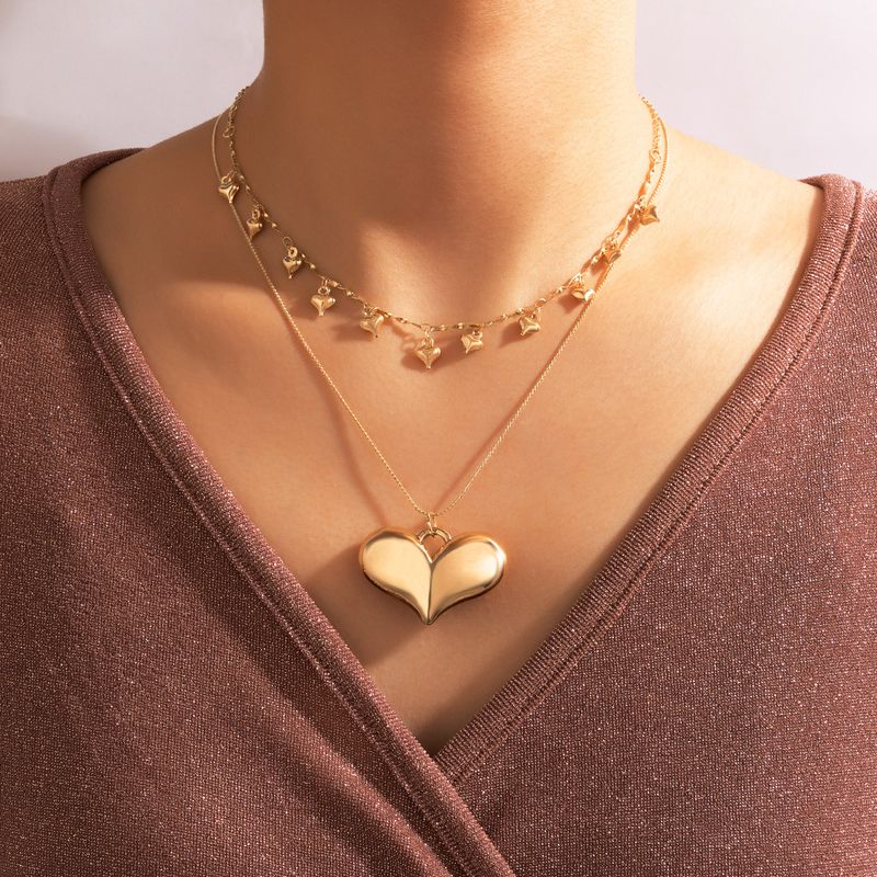 Simple Style Heart Shape Alloy Women's Layered Necklaces