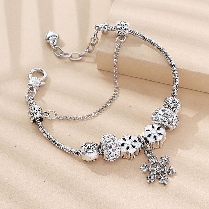 Mode Schneeflocke Legierung Kupfer Perlen Inlay Künstliche Strasssteine Frau Armbänder 1 Stück
