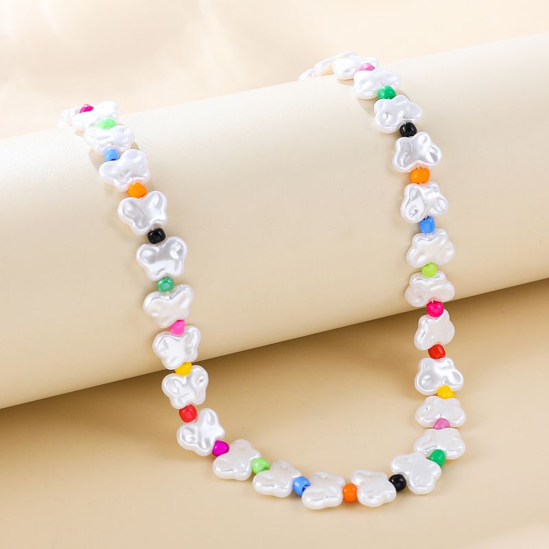 Fashion Butterfly Plastic Beaded Women's Necklace 1 Piece