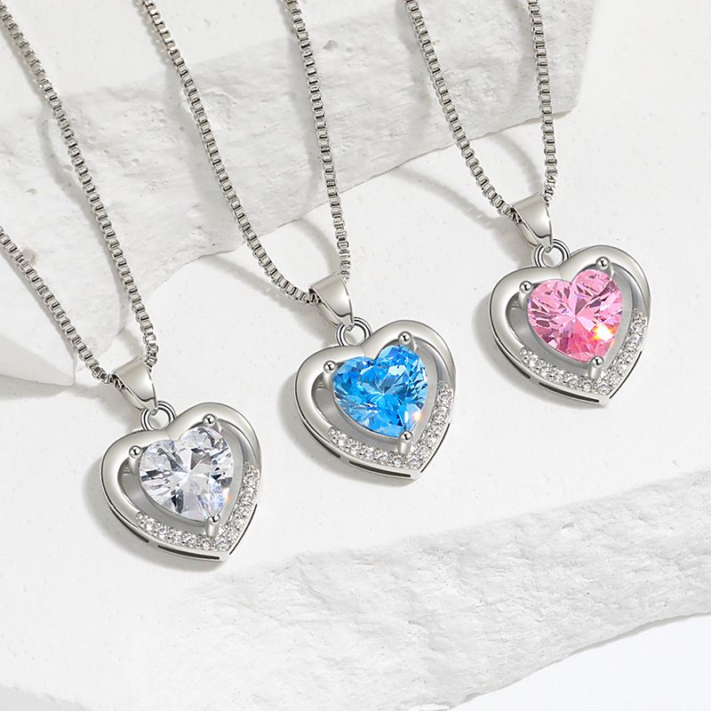 Simple Style Heart Shape Copper Hollow Out Inlay Zircon Pendant Necklace 1 Piece