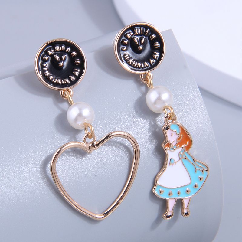 Mode Personnage De Dessin Animé Forme De Cœur Alliage Placage Perles Artificielles Femmes Boucles D'oreilles 1 Paire