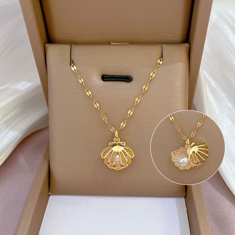 Einfacher Stil Hülse Kupfer Vergoldet Künstliche Perlen Zirkon Halskette Mit Anhänger 1 Stück