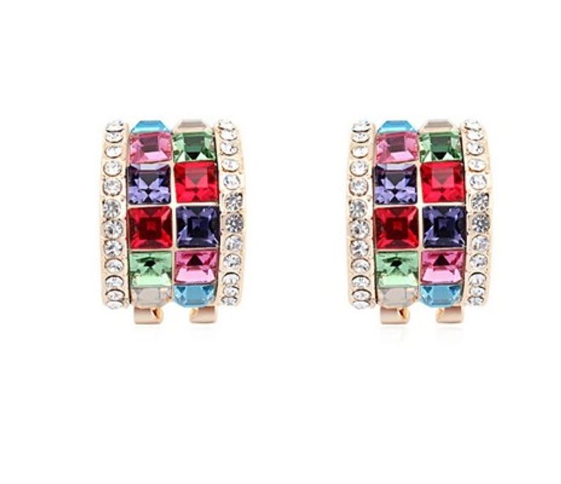 Fashion Round Alloy Gold Plated Inlay Crystal Women's Earrings 1 Pair