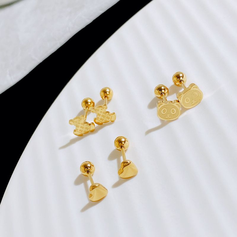 Style Simple Forme De Cœur Acier Au Titane Placage Boucles D'oreilles 1 Paire