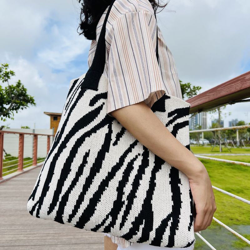 Women's Large All Seasons Polyester Stripe Basic Square Open Shoulder Bag