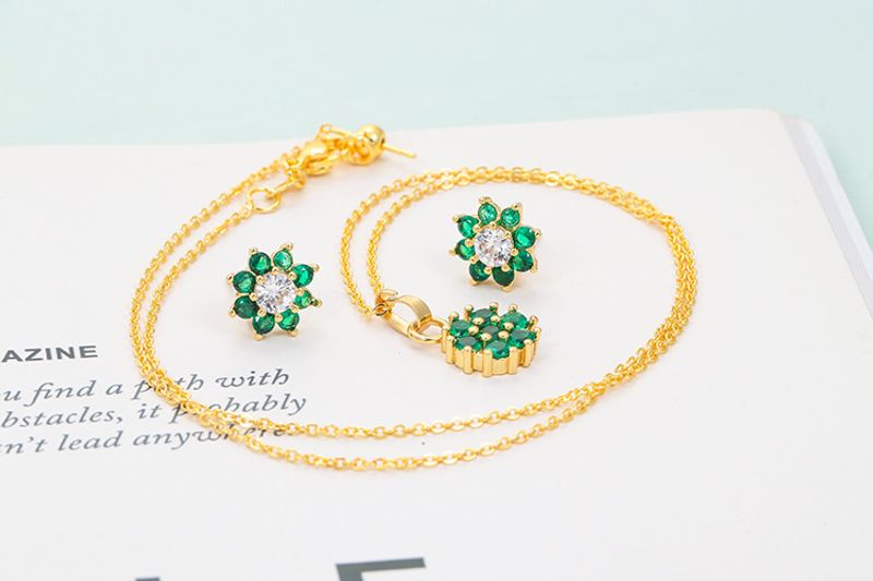 Elegant Flower Copper Plating Inlay Zircon Women's Earrings Necklace 1 Set