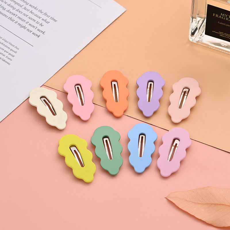 Simple Style Solid Color Plastic Resin Hair Clip 1 Piece