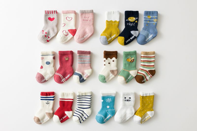 Kid's Cute Round Dots Stripe Solid Color Cotton Handmade Crew Socks 2 Pieces
