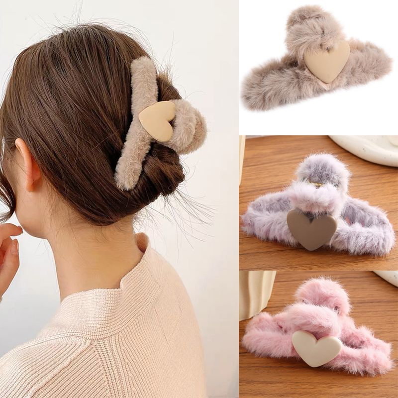 Simple Style Solid Color Plastic Plush Handmade Hair Claws 1 Piece